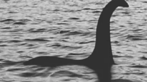 Una mujer dice resolver el misterio del mítico monstruo del lago Ness