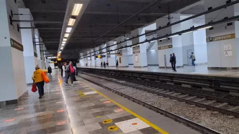 Retrasos en la Línea 12 del Metro CDMX hoy 3 de febrero