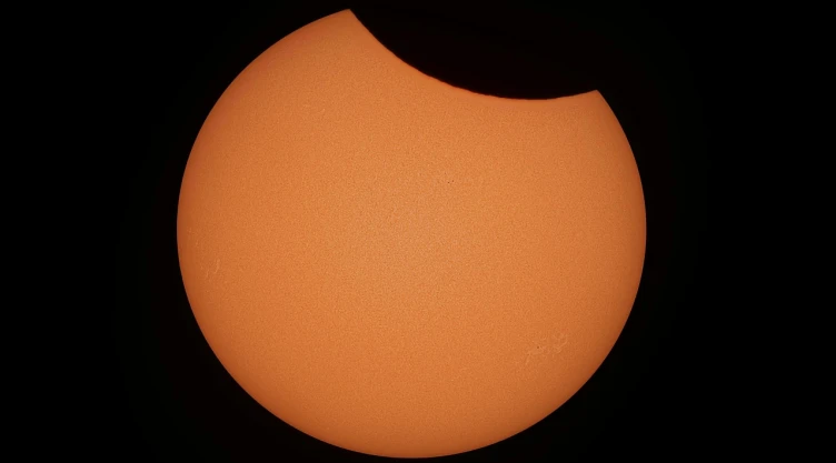 Eclipse-solar-2024-Mejores-lugares-hora-del-punto-máximo-y-todo-lo-que-debes-saber-este-8-de-abril