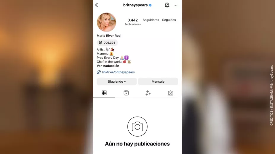 Britney Spears se retira de la música y elimina su cuenta.