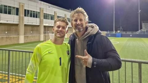 Hemorragia-cerebral-Edwin-van-der-Sar