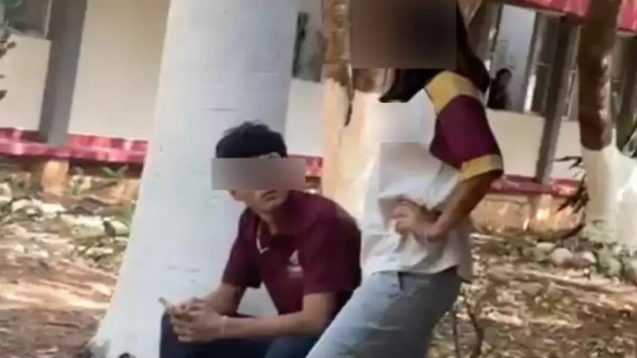 PORTADA estudiante de Mérida.jpg