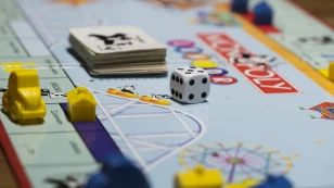  monopoly.jpg 