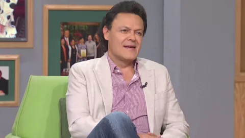 Pedro Fernández dio concierto sorpresa en Garibaldi por el estreno de su sencillo