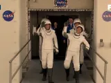 Los astronautas regresan a casa felices tras permanecer 9 meses en el espacio.