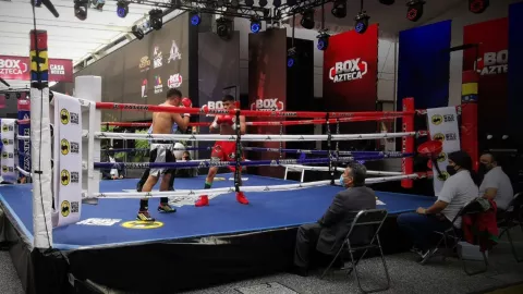 Rey David Picasso pelea en Box Azteca 