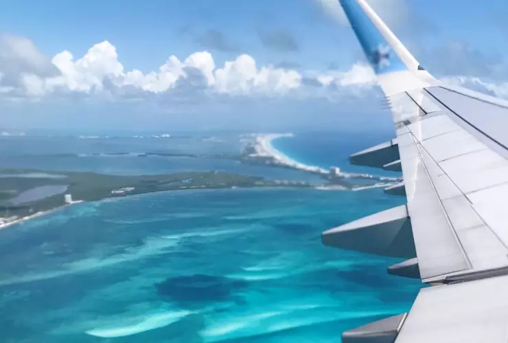 Aeropuerto de Cancún rompe récord con 660 vuelos, hoy 3 de diciembre
