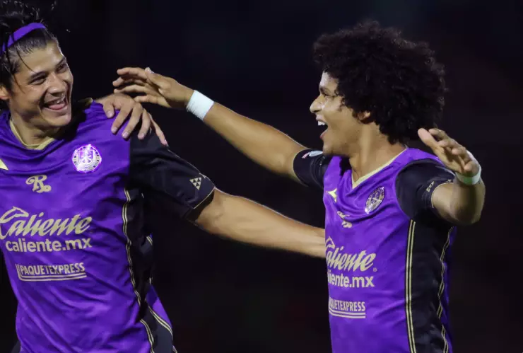 Alfonso Sánchez y Edward Bello, jugadores de Mazatlán