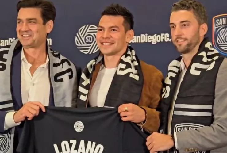 Chucky Lozano en su presentación con el San Diego FC