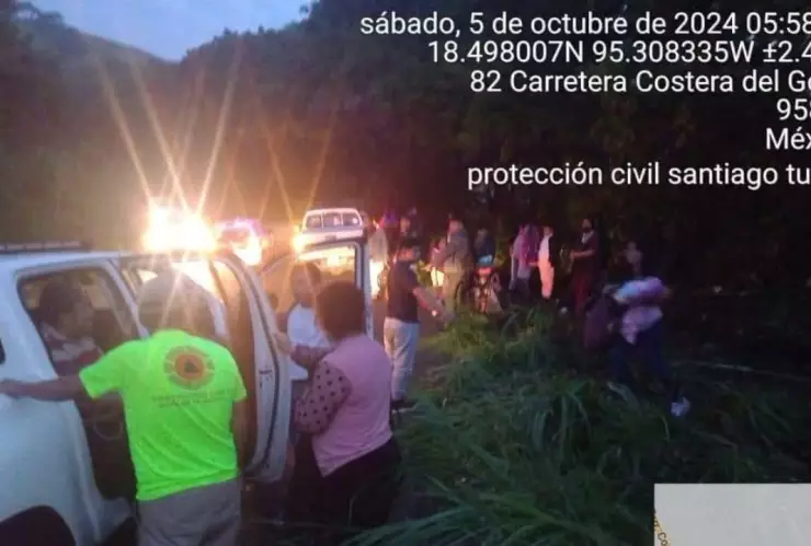 Se vuelca autobús en el sur de Veracruz