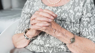 suplantación abuelita