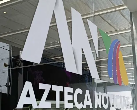 Logo de Azteca Noticias.