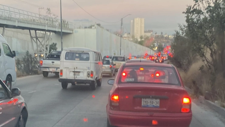 periférico ecológico tráfico hoy lunes 25 enero 2024