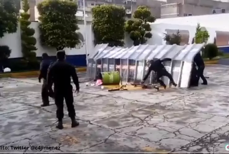 policías de CDMX entrenan contra anarquistas 