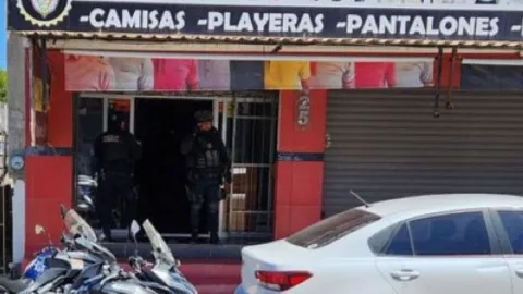 Mujer resulta baleada en robo en El Palmito, Culiacán.jpg