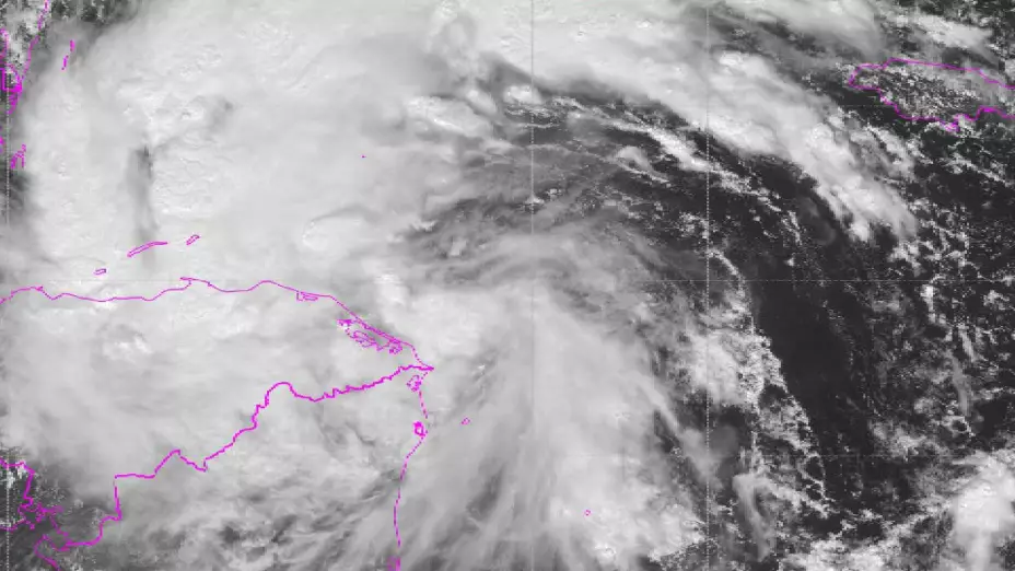 Se forma la tormenta tropical Sara y el Centro Nacional de Huracanes revela su trayectoria