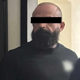 ¡Cae-en-Cancún-uno-de-los-prófugos-más-buscados-de-Canadá_-Quién-es-Robert-Skojo_-presunto-líder-de.webp