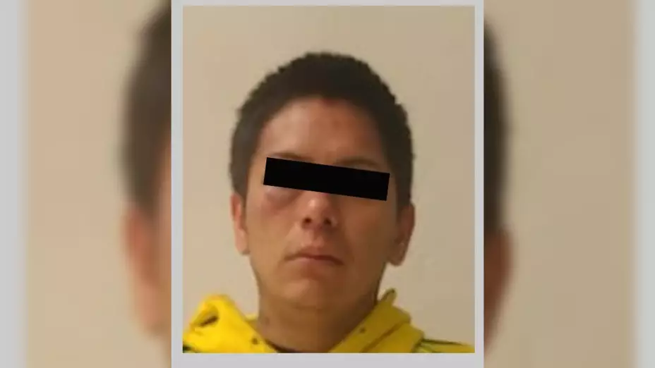 Un hombre fue detenido por presuntamente meterse a robar a una casa en Ecatepec.