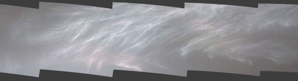 Curiosity, nubes, Marte b.jpg