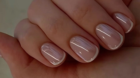 Glass - Diseños de uñas mini french