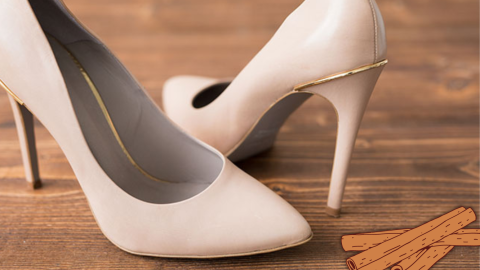 Poner canela en los zapatos