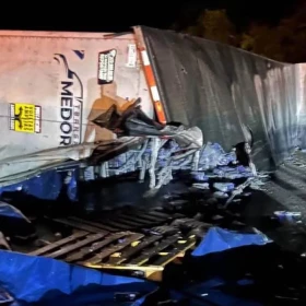 ¡Accidente en Autopista del Sol! Tráiler provoca fuerte choque cerca de caseta La Venta y afecta amb.jpg