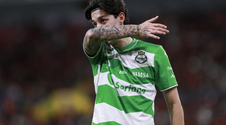 Jordan Carrillo con Santos Laguna