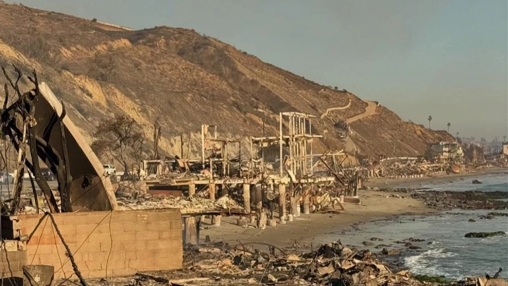 Costa de California afectada incendios forestales 2025