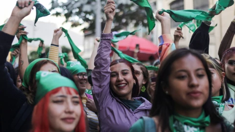 Francia derecho al aborto
