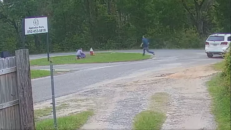 VIDEO: Niña de 11 años escapa de un intento de secuestro
