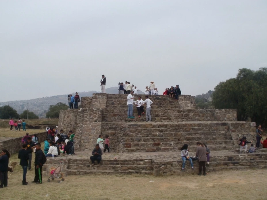 Limpian zonas arqueológicas