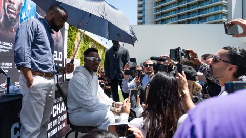Canelo Charlo conferencia de prensa box los angeles