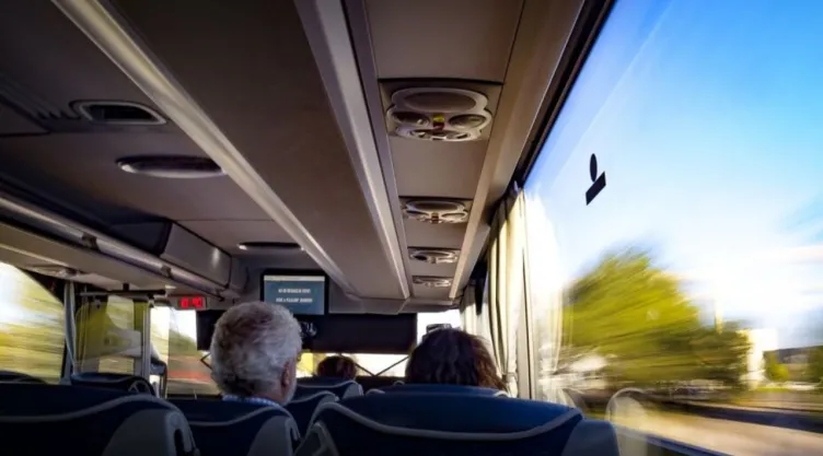 ¿Cómo solicitar los descuentos en autobús para las vacaciones de diciembre 2023