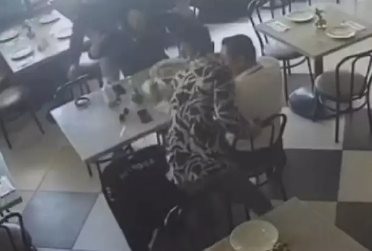 Asaltan café Saaverios en Tijuana