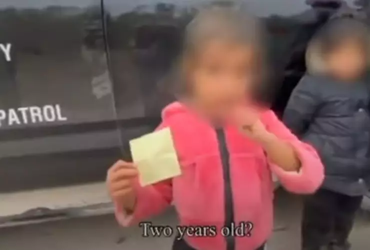 Rescatan a niña migrante de 2 años que intentó cruzar sola a Texas, Estados Unidos desde México