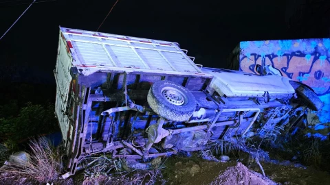 Tres heridos deja accidente en el Boulevard Colosio de Cancún la madrugada de este 14 de mayo
