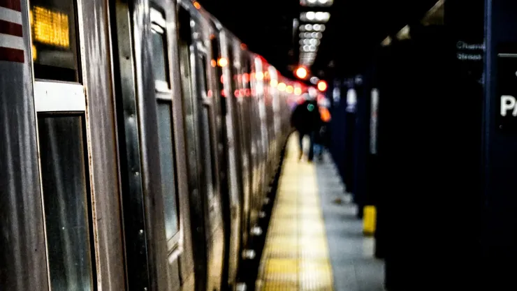Mujeres mexicanas lanzadas al metro de Nuevo York