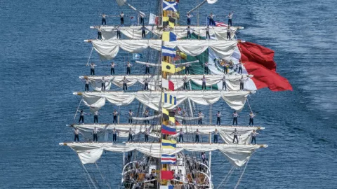 Velero Cuauhtémoc.jpg