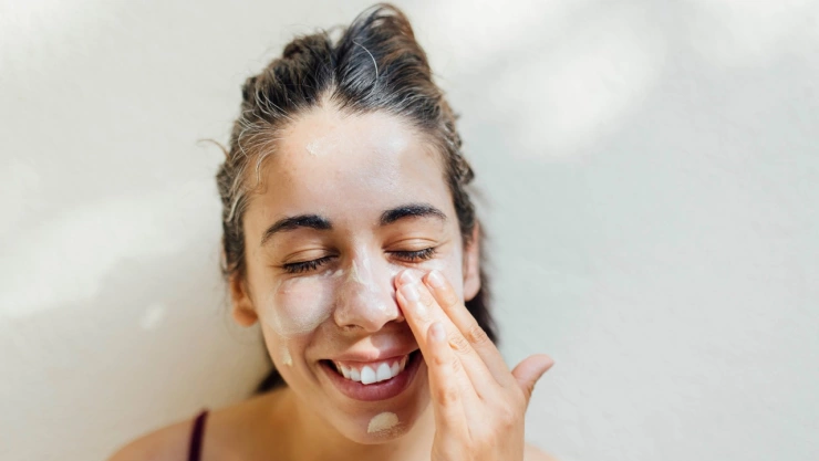 La crema de cara que combate las arrugas a precio reducido, en palabras de la Profeco