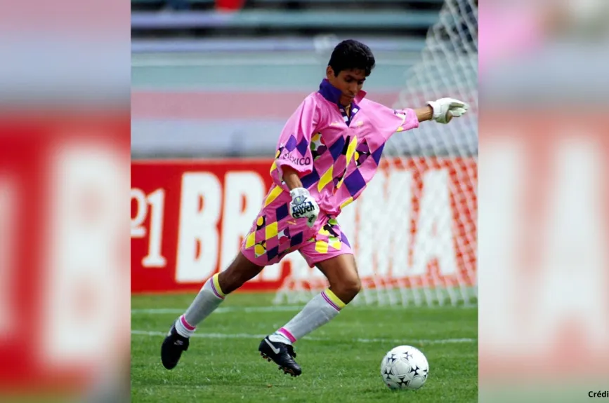 8 Jorge Campos equipos en su carrera.jpg