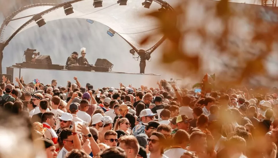 Incendio escenario Tomorrowland