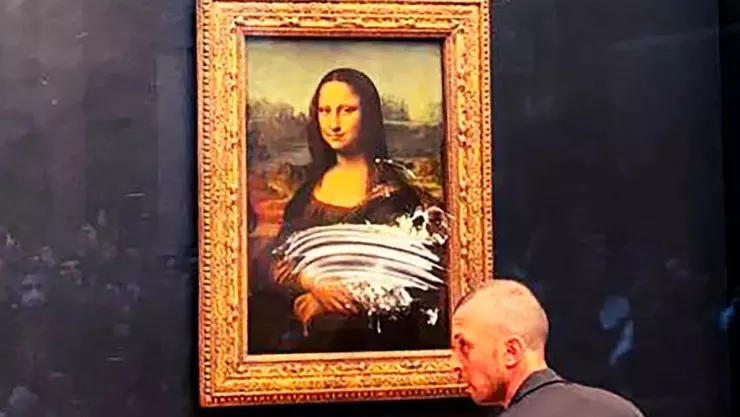 Ataque con pastel a La Monalisa