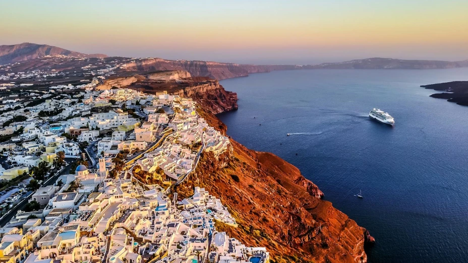 Sismos Isla de Santorini febrero 2025.jpg