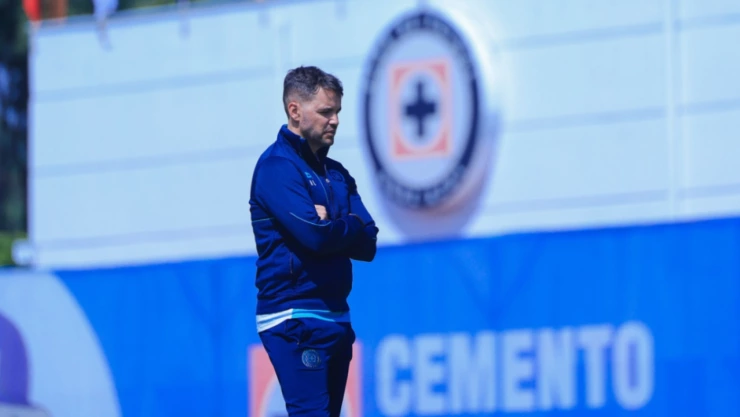 Nicolás Larcamón deja Cruz Azul clausura 2026