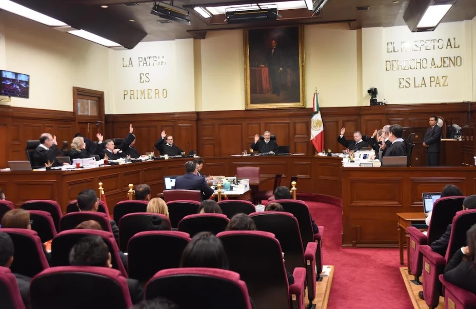 SCJN avala dar de baja a maestros con 3 faltas injustificadas