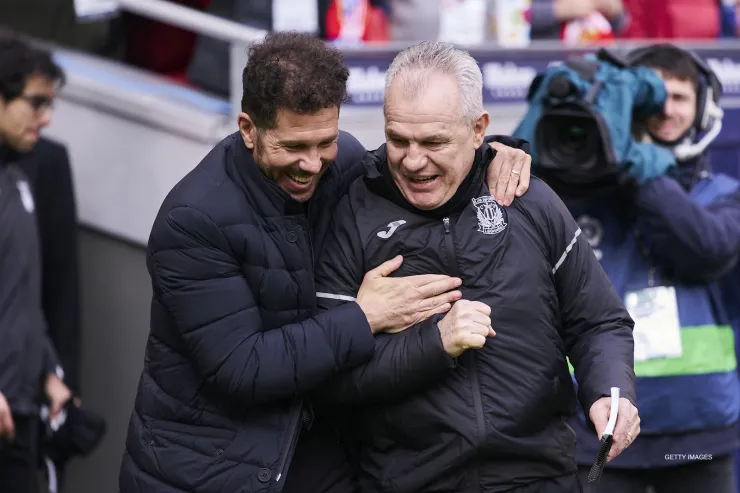 JAVIER AGUIRRE