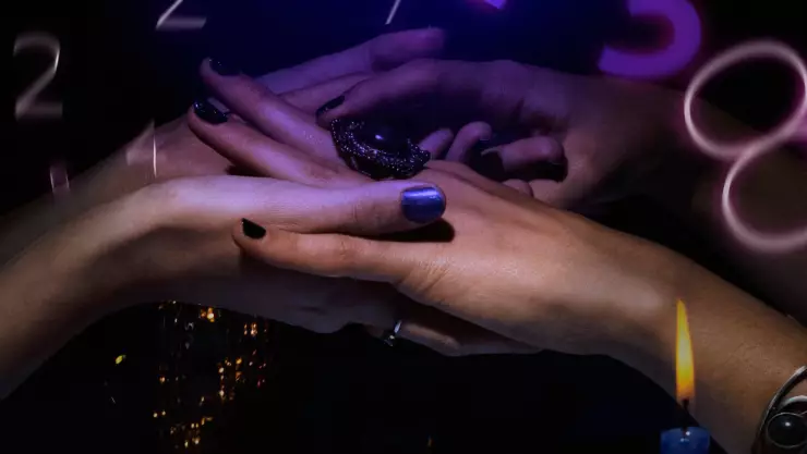 PORTADA HORÓSCOPO DE HOY NANA CALISTAR 111225.jpg