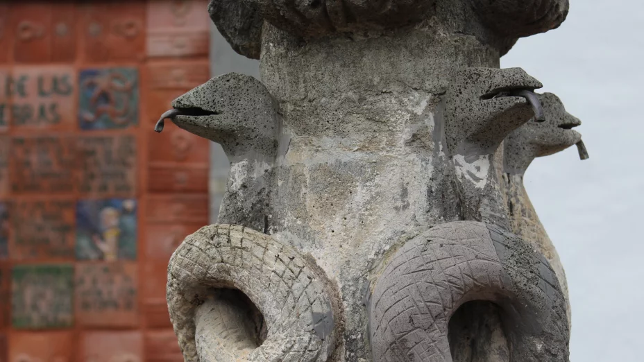 ¿Cuál es la historia de la leyenda de la Pila de las Culebras en Tapalpa?