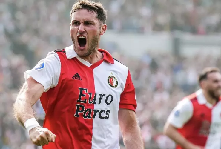 Santiago Giménez celebra el título de Eredivisie (VIDEO)