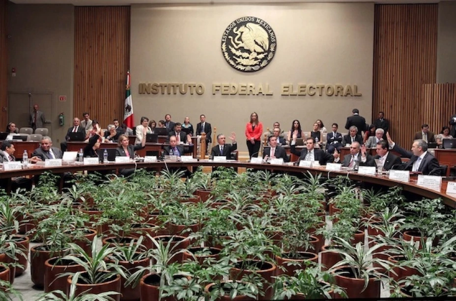 Los consejeros del IFE tendrán acceso al informe de la Comisión de Organización Electoral